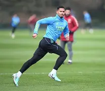 阿森纳队球员闪耀,帮助球队取胜 阿森纳队球员闪耀,帮助球队取胜