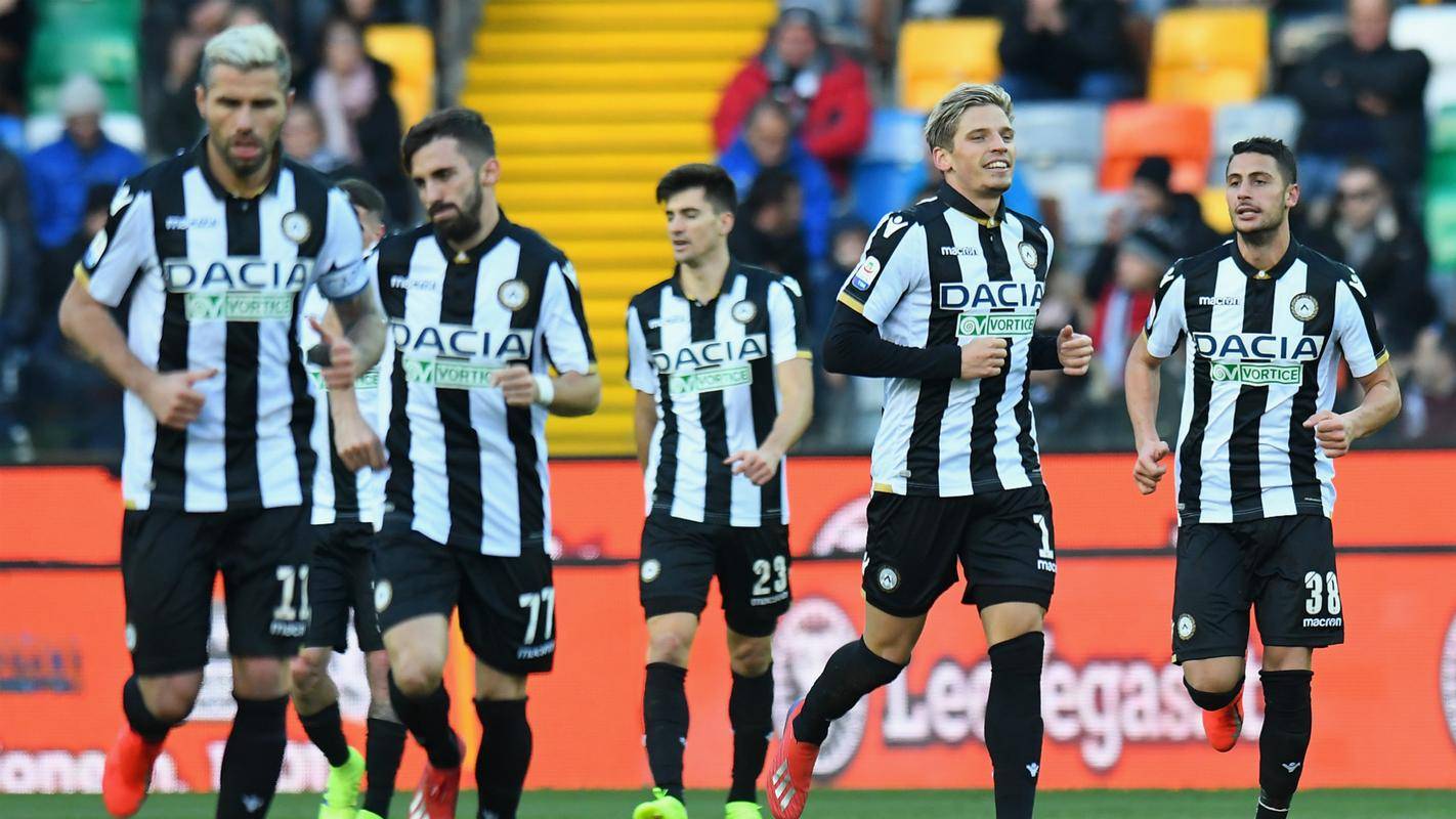 c7娱乐官方网站-乌迪内斯中场大将表现出色,成为球队最大亮点的球员