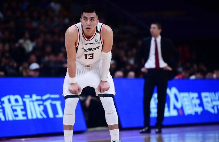 包含大本茨主场击败对手，守住积分榜前列位置！的词条