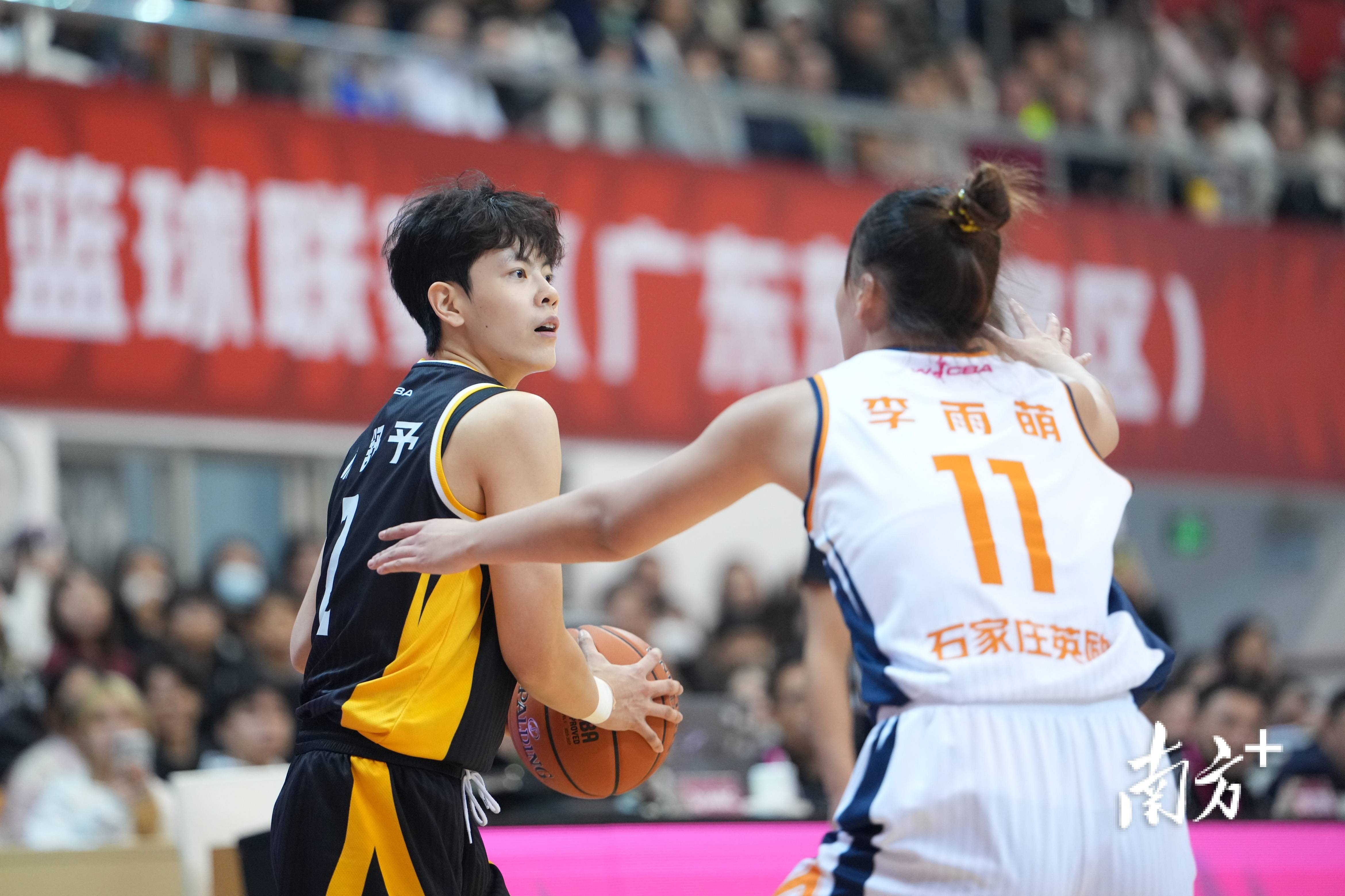 c7娱乐官方网站-包含广东队主场击败四川男篮，豪取胜利气势如虹的词条