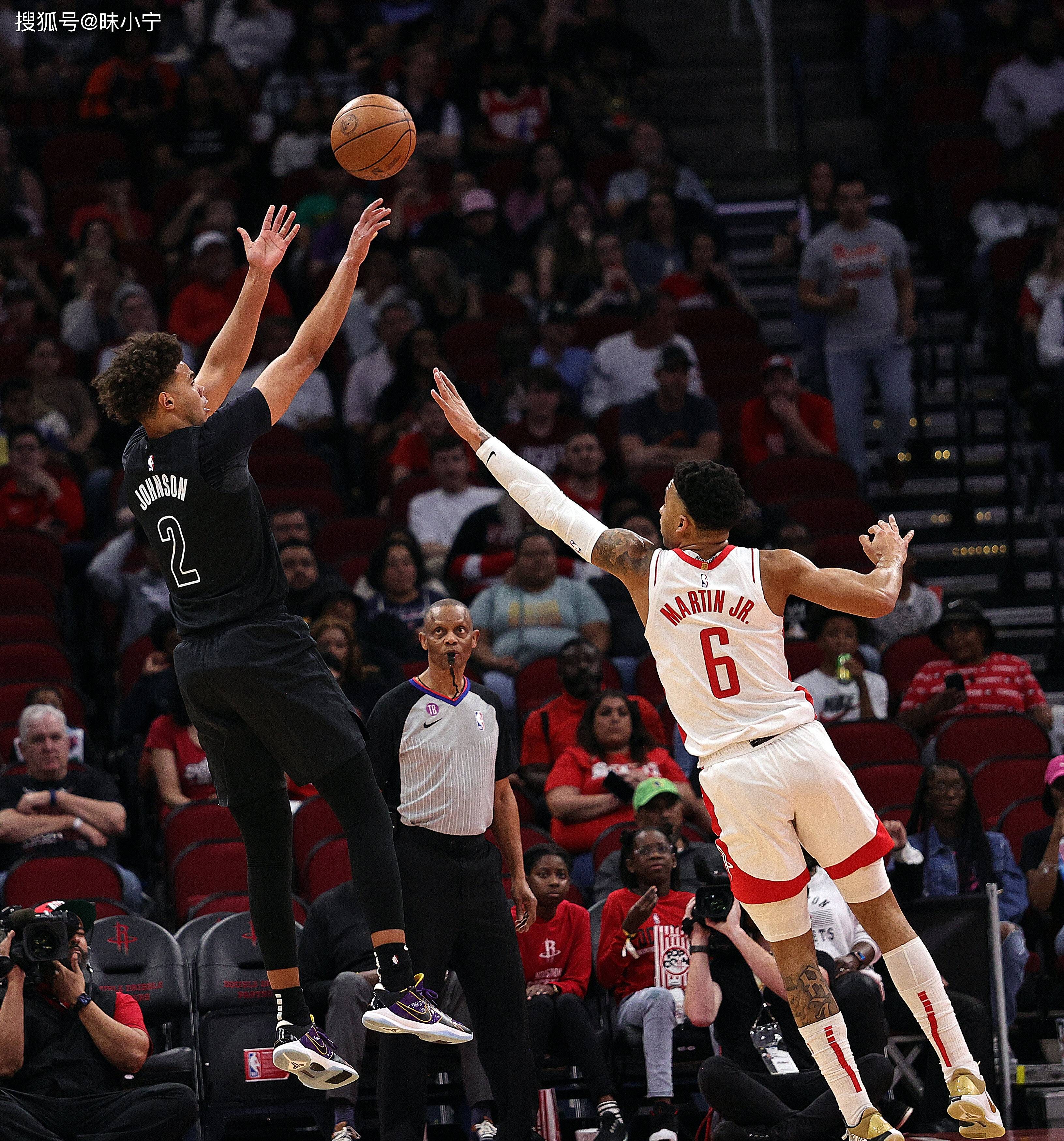 c7娱乐官方网站-朗诵在阳光下成长