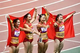 c7娱乐官方网站-美国女足选手在比赛中展现出强大实力(美国女足选手在比赛中展现出强大实力的英文)